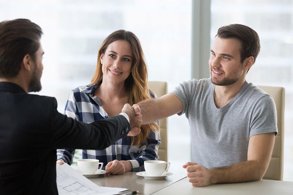 Interhyp Referenz Imagebild - shutterstock fizkes Interhyp Referenz Imagebild - shutterstock fizkes